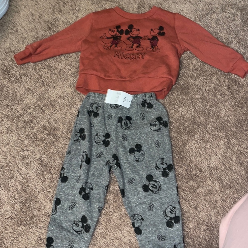 Disney junior mickey outfit. 18m